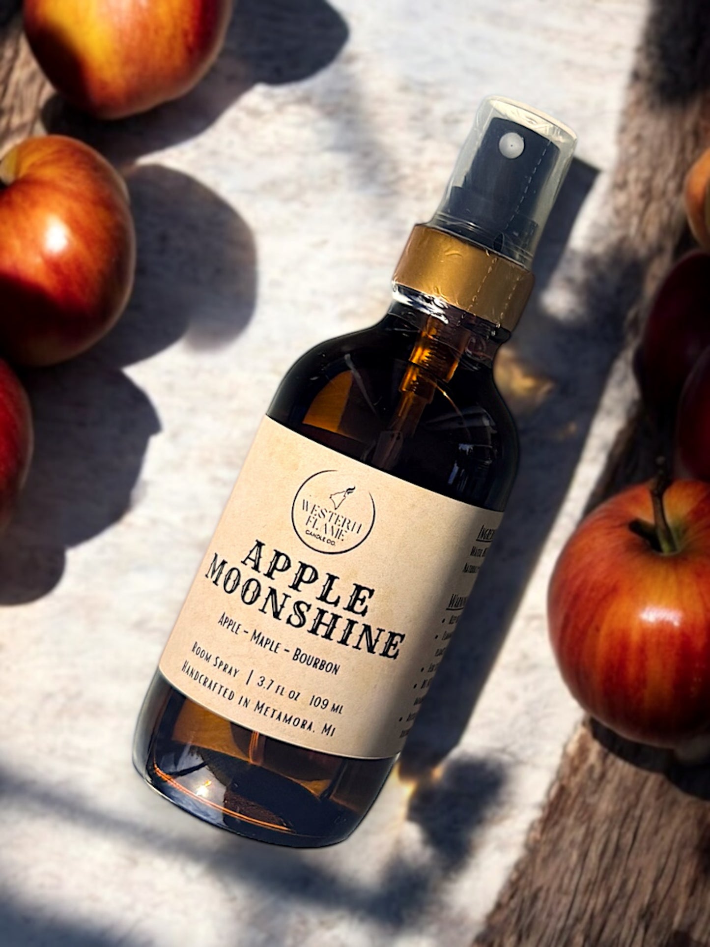 APPLE MOONSHINE ROOM SPRAY